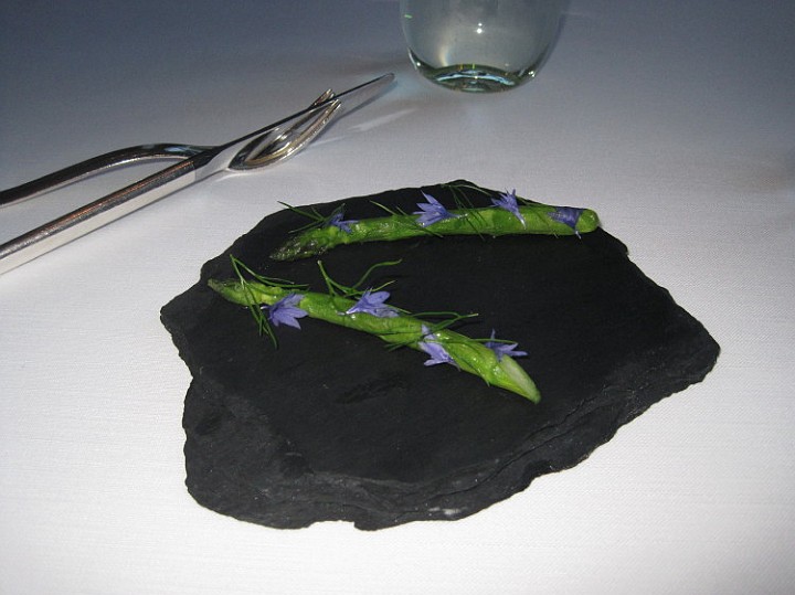 louise_02.JPG - HERE'S THE SECOND SNACK - GREEN ASPARAGUS WITH DILL AND LAVENDER ON A SLAB OF SLATE.