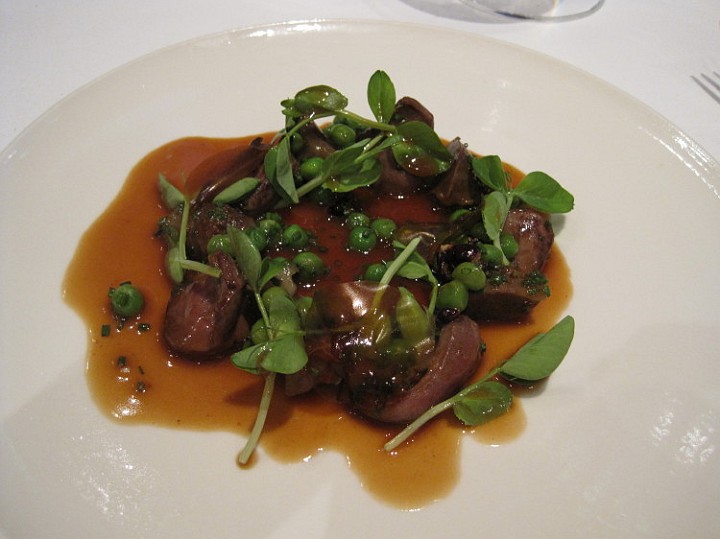 louise_23.JPG - THIS WAS A DISH OF CHICKEN HEARTS AND GIZZARDS. IT WASN'T ON THE MENU, SO I CAN'T SAY WHETHER IT WAS FROM GASTEN OR NOT, BUT IT WAS DELICIOUS.