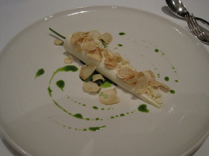 louise_27.JPG - THIS WAS OUR THIRD DESSERT (OR WAS IT FOURTH) - DEHYDRATED PARSLEY ROOT WITH A DELICIOUS CREAMY CONCOCTION WHICH WAS INCREDIBLE.