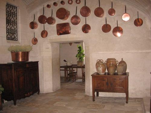 chenonceau_010.JPG - MORE POTS AND PANS
