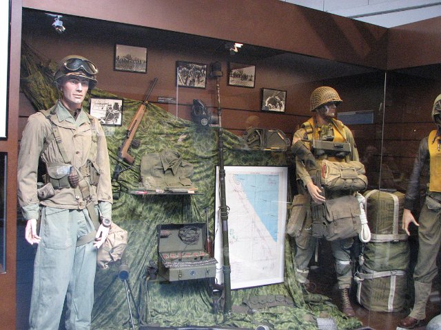 normandy_027.JPG - ONE OF THE MUSEUM DISPLAYS